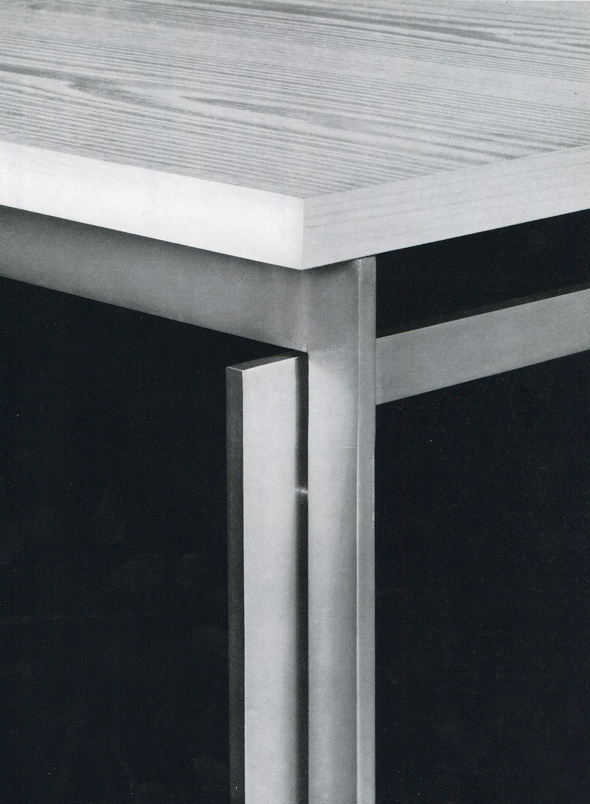 Bureau Table